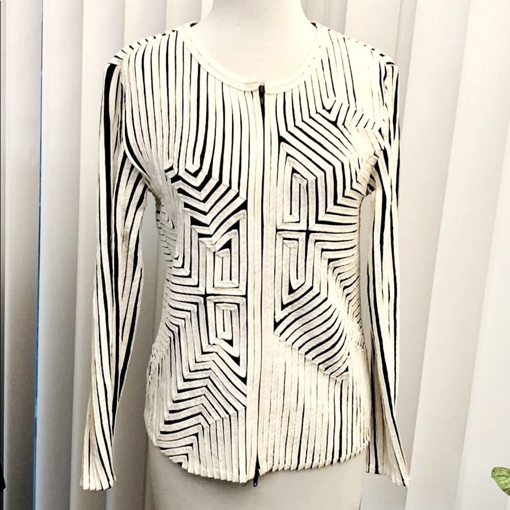 Andrea Rosati -Fiber Artist- Black & White Art-to-Wear Pieced Jacket.